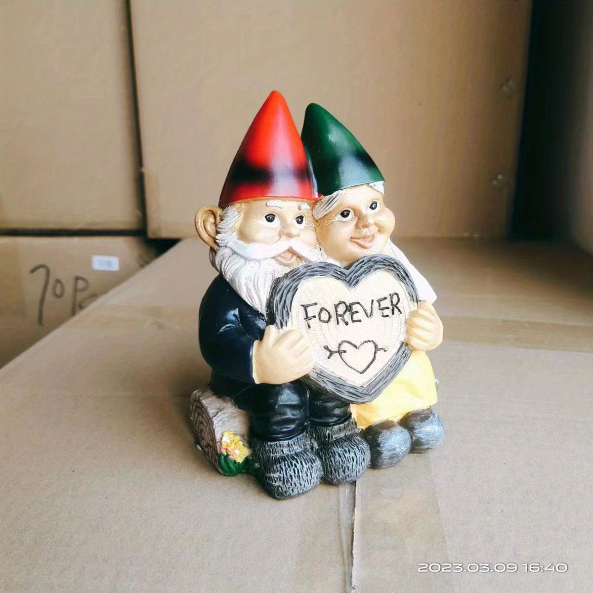 1pc Garden Gnome Couple Statue, Resin Couple In Love Gnome Ornamen, Statue For Micro Landscape Flowerpot Lawn Yard Garden Fish Tank Bonsai Decoration, Ornament For Home