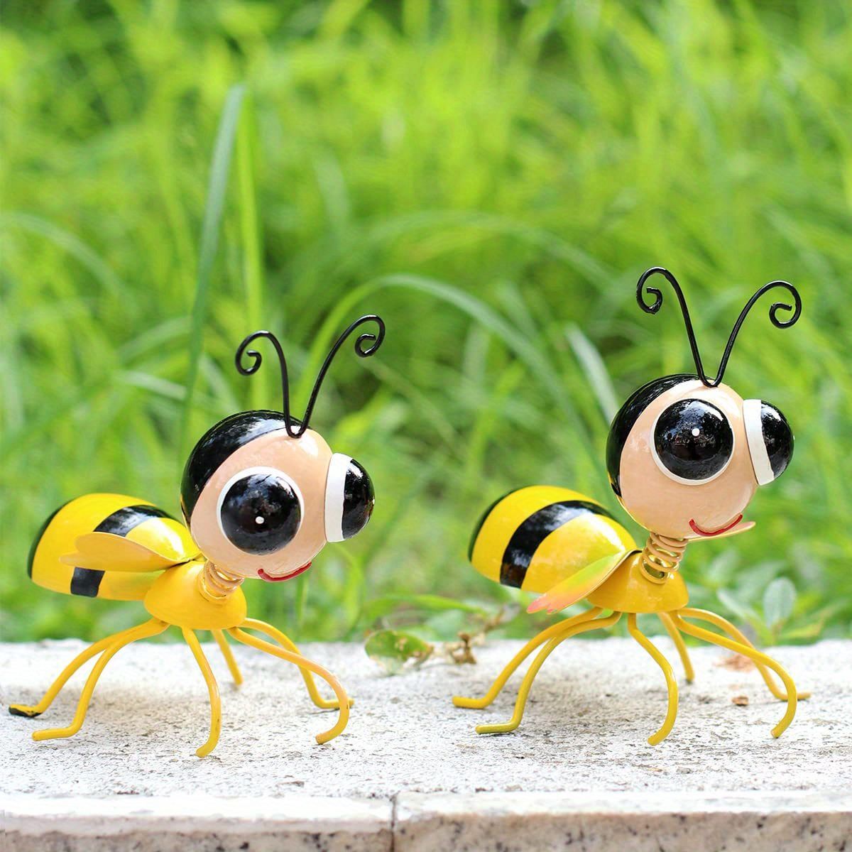 2pcs/set, Metal Bee Decorations, Patio Art Garden Decoration, Cute Bee Lawn Decorations, Hanging Wall Sculpture, Hanging Decorations, Garden Patio Decorations,